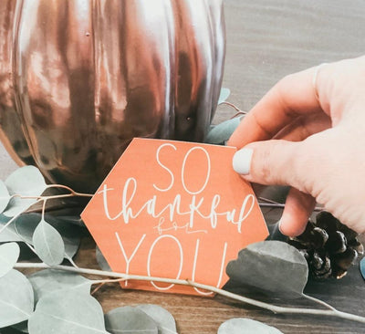 Thankagiving table tag | THANKFUL Thanksgiving CARDS| Friendsgiving | So Thankful for you | Calligraphy Thanksgiving Card | Thanksgiving tab